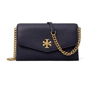NWT Tory Burch Kira Pebbled Chain Wallet in Navy